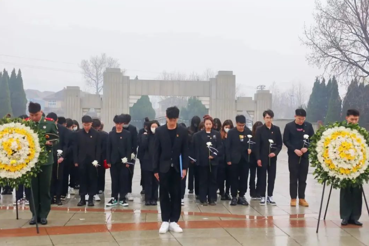 1713018752743993.png image.png