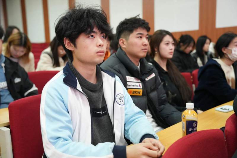 1722856087534896.jpg 40b5b1317ed16e538a5690351b324c2a.jpg